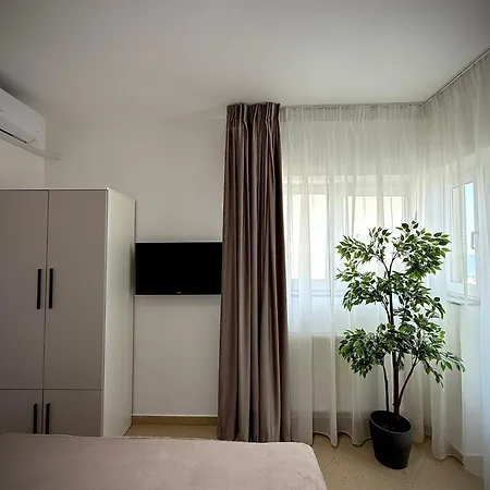 בית הארחה One