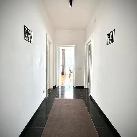 בית הארחה One