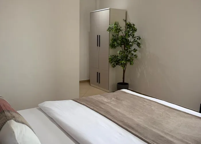 One בית הארחה