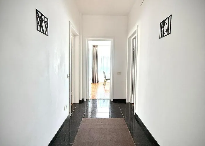 בית הארחה One